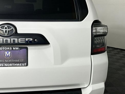 Used 2016 Toyota 4Runner TRD Pro image 13