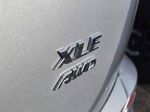 Used 2016 Toyota RAV4 XLE image 6
