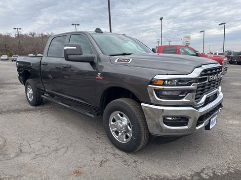 New 2026 RAM 2500 Tradesman AWD/4WD image 7