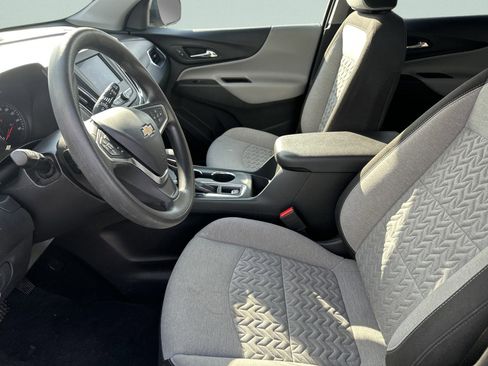 Used 2023 Chevrolet Equinox LT image 7