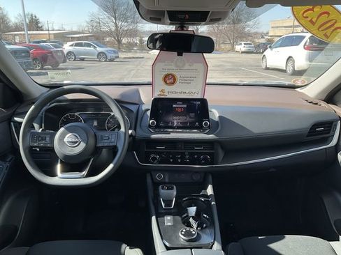 Certified 2023 Nissan Rogue S image 12