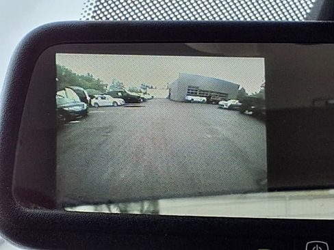 Used 2010 GMC Sierra 3500 SLT w/ SLT Convenience Package image 19