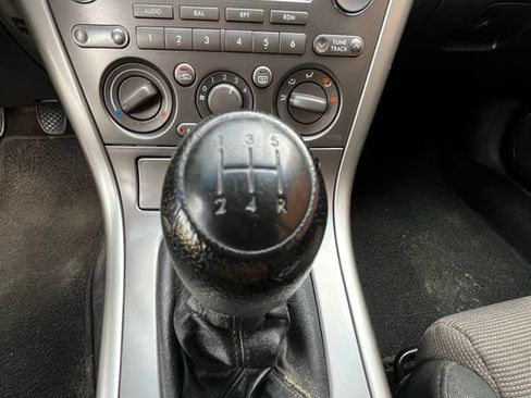 Used 2005 Subaru Legacy 2.5i AWD/4WD image 9