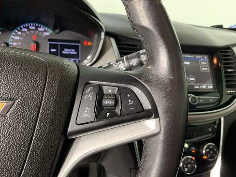 Used 2018 Chevrolet Trax Premier image 21