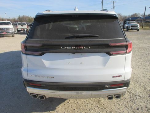 New 2026 GMC Acadia Denali w/ Super Cruise Package image 6