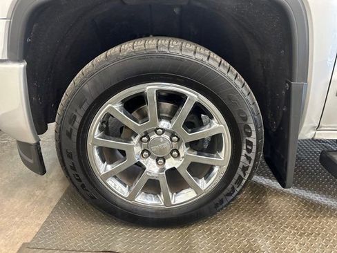 Used 2014 GMC Sierra 1500 Denali w/ Driver Alert Package image 35