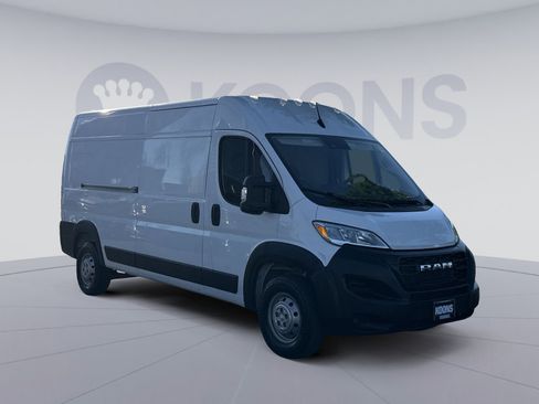 Used 2023 RAM ProMaster 2500 FWD image 10