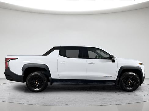 New 2026 Chevrolet Silverado EV LT AWD/4WD image 4