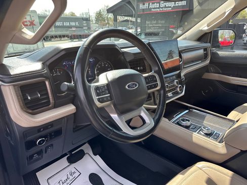 Used 2024 Ford Expedition Max Limited AWD/4WD image 21