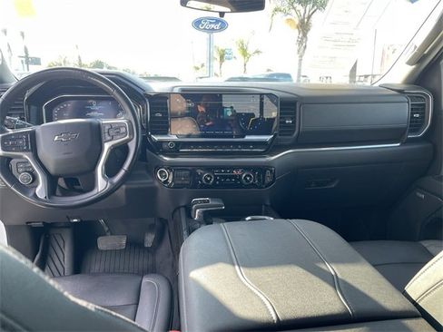 Used 2023 Chevrolet Silverado 1500 LT Trail Boss w/ LT Trail Boss Premium Package image 19