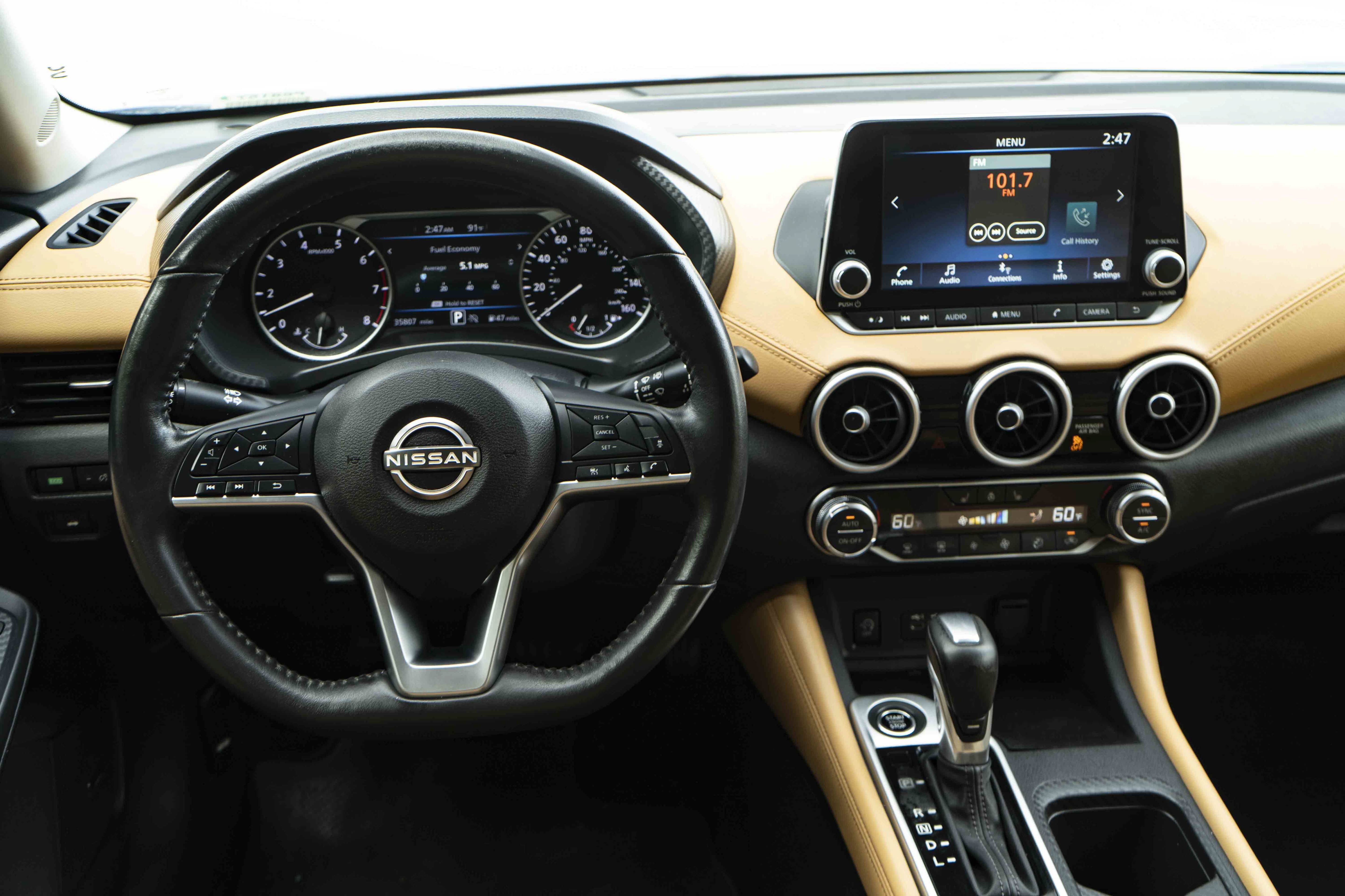 Used 2024 Nissan Sentra SV w/ SV Premium Package FWD image 19