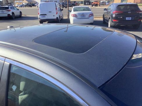 Used 2010 Honda Accord EX-L image 16