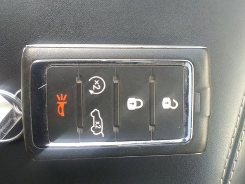 Used 2021 Jeep Grand Cherokee L Overland w/ Luxury Tech Group IV image 19