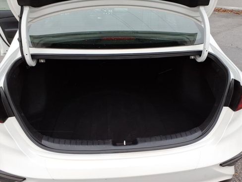 Used 2020 Kia Forte GT image 12