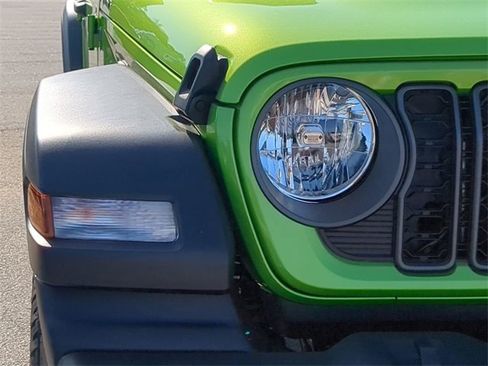 New 2025 Jeep Wrangler Sport S image 9