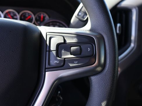 Used 2022 Chevrolet Silverado 2500 Custom w/ Custom Value Package image 27