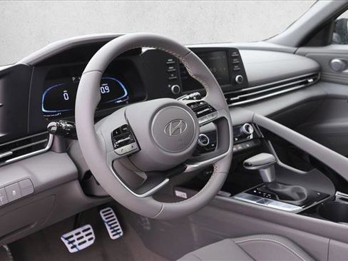 New 2026 Hyundai Elantra SEL Sport FWD image 10