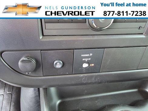 New 2026 Chevrolet Express 3500 Extended RWD image 17