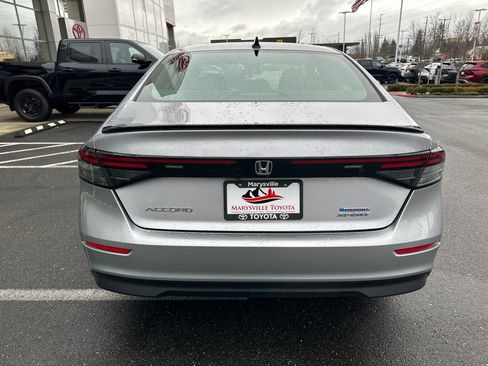 Used 2023 Honda Accord Sport image 4