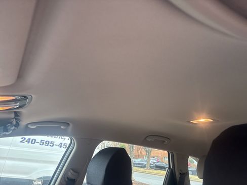 Used 2017 Kia Sorento LX image 14