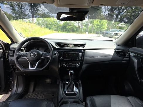 Used 2020 Nissan Rogue SL FWD image 10