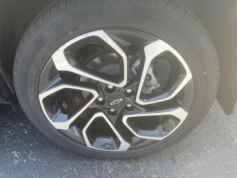 Used 2025 Chevrolet Trax RS w/ Driver Confidence Package FWD image 10
