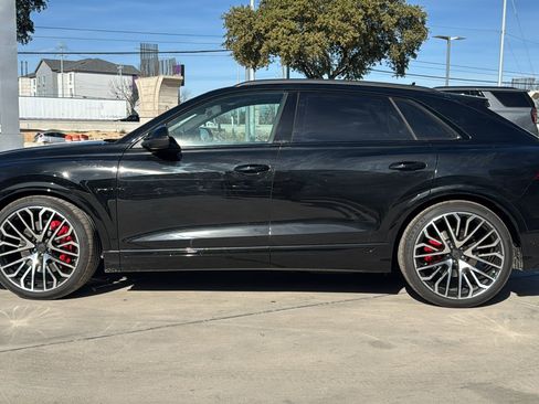 New 2026 Audi SQ8 Prestige AWD/4WD image 4