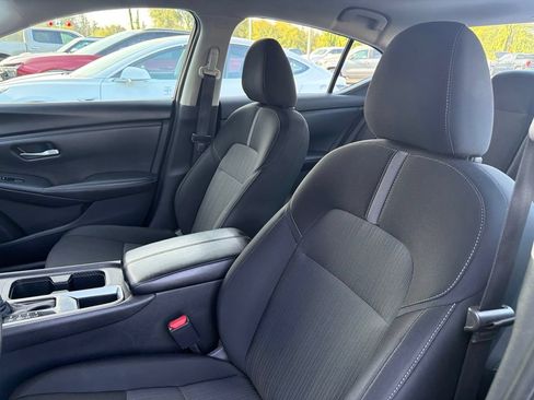 Used 2024 Nissan Sentra SV FWD image 20