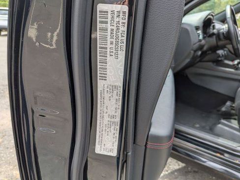 Certified 2025 Dodge Durango GT AWD/4WD image 31