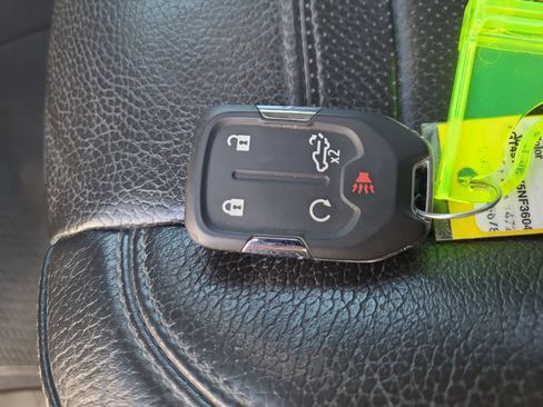 Used 2022 GMC Sierra 3500 Denali w/ Technology Package image 28