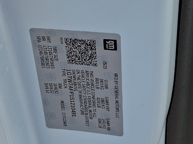 Used 2025 GMC Savana 2500 w/ Driver Convenience Package RWD image 26