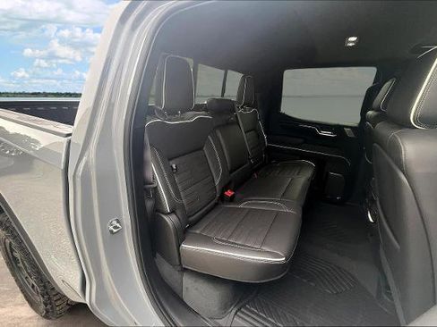 Used 2024 GMC Sierra 1500 AT4X w/ AT4X AEV Edition AWD/4WD image 26