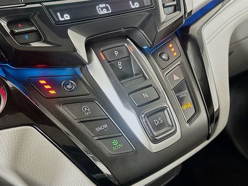 Certified 2023 Honda Odyssey Touring image 30