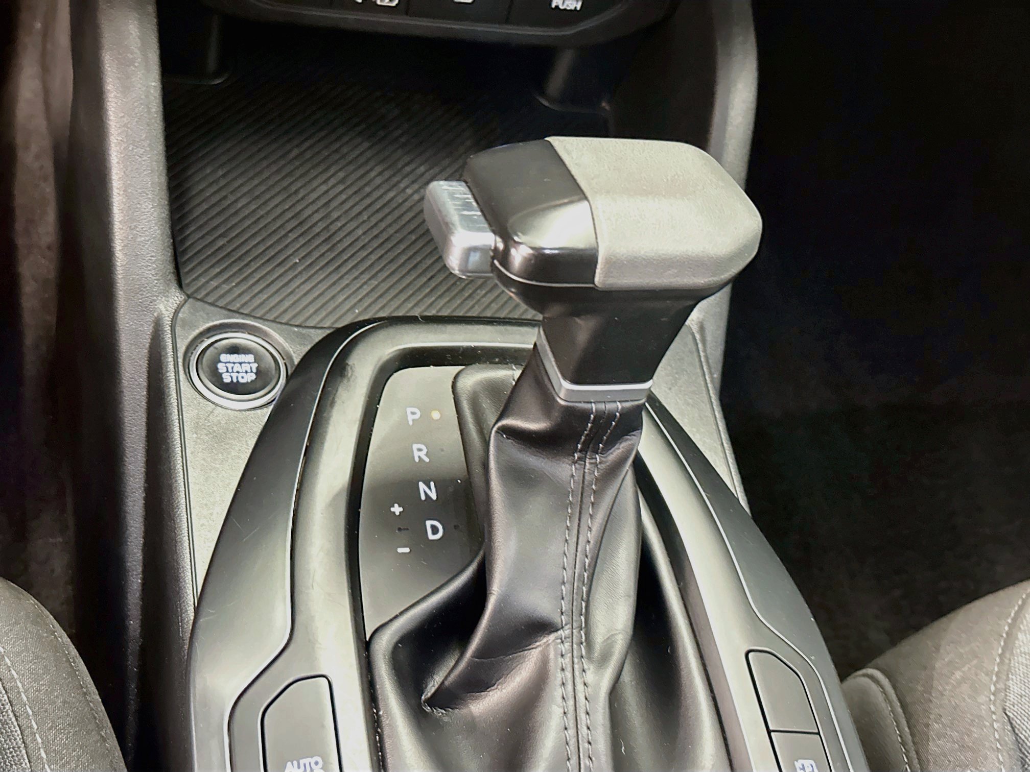 Used 2025 Kia K4 FWD image 25