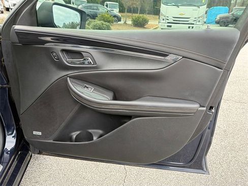 Used 2018 Chevrolet Impala Premier image 14