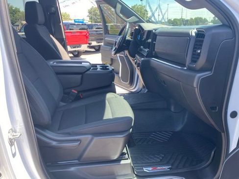Used 2025 Chevrolet Silverado 3500 LT w/ Convenience Package AWD/4WD image 34