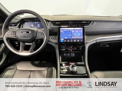 New 2025 Jeep Grand Cherokee L Limited w/ Trailer Tow Package AWD/4WD image 17