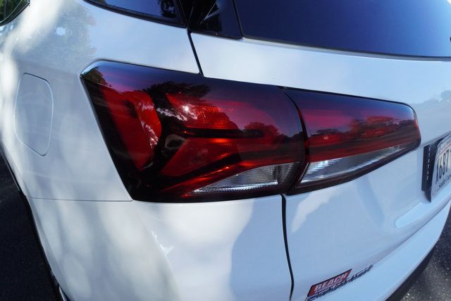 Used 2022 Chevrolet Equinox LT FWD image 32