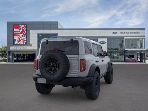 New 2026 Ford Bronco Badlands AWD/4WD image 8