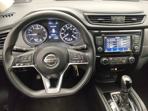 Used 2018 Nissan Rogue S AWD/4WD image 22