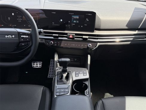 New 2026 Kia Sportage SX image 17