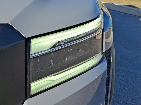 Used 2023 Nissan Frontier PRO-4X w/ Pro-4X Premium Package image 10