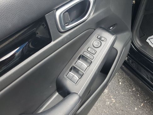 Used 2024 Honda Civic Touring image 23
