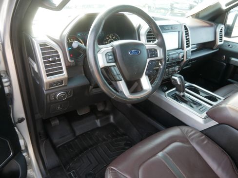 Used 2016 Ford F150 Platinum w/ Equipment Group 701A Luxury AWD/4WD image 20