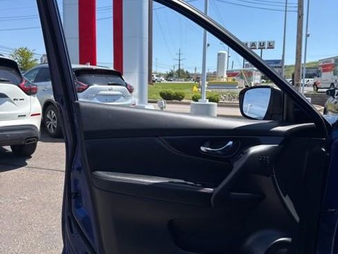 Certified 2020 Nissan Rogue SL w/ Premium Package AWD/4WD image 10