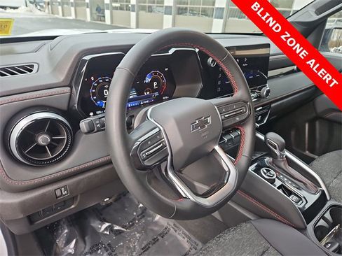 Used 2024 Chevrolet Colorado Z71 w/ Z71 Convenience Package 2 image 10