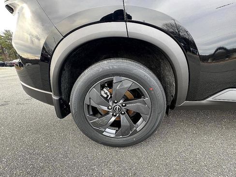 New 2026 Nissan Rogue SV image 13