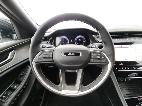New 2026 Jeep Grand Cherokee Altitude RWD image 22