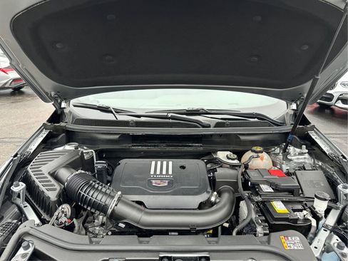 Certified 2024 Cadillac XT5 Luxury image 11