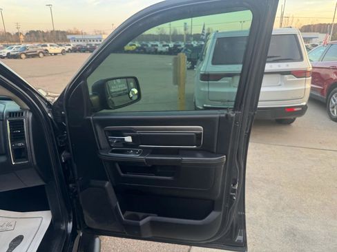 Used 2015 RAM 1500 Sport w/ Black Ram 1500 Sport Group AWD/4WD image 14